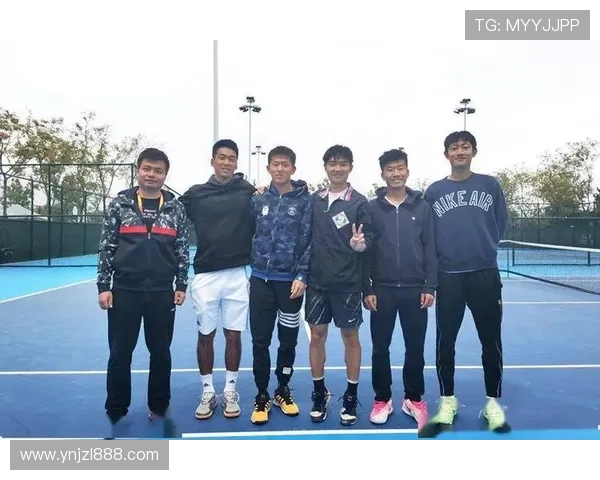 全国锦标赛特别报道：成都网球队如何在逆境中崛起与成长的励志故事